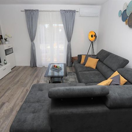 Apartman Perla Deluxe 포레치 외부 사진