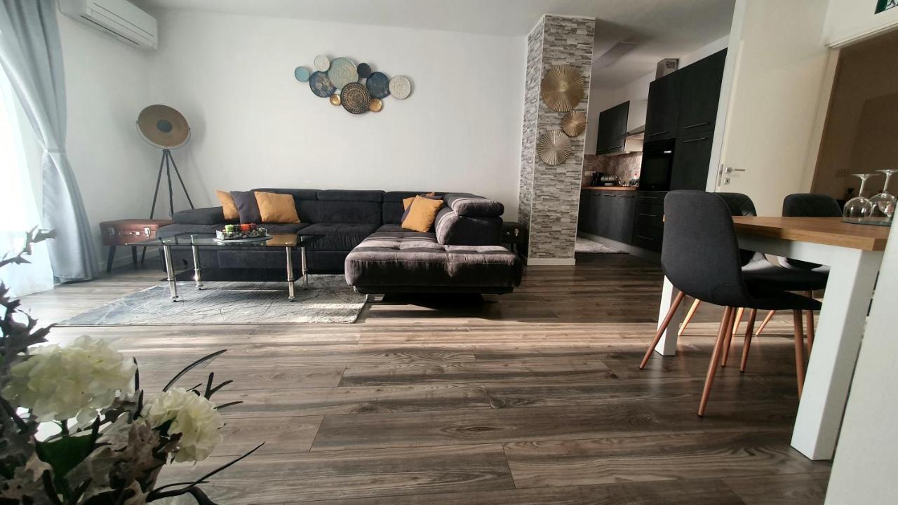 Apartman Perla Deluxe 포레치 외부 사진